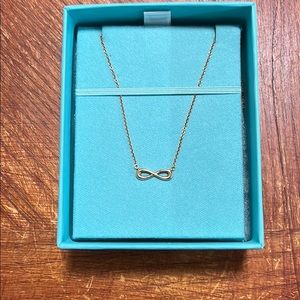 TIFFANY & CO Infinity Pendant Necklace